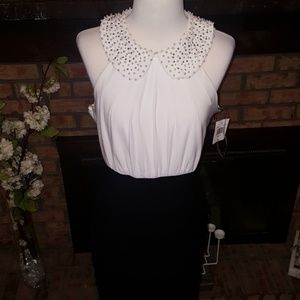 Holiday bodycon dress with jewel collar nwt